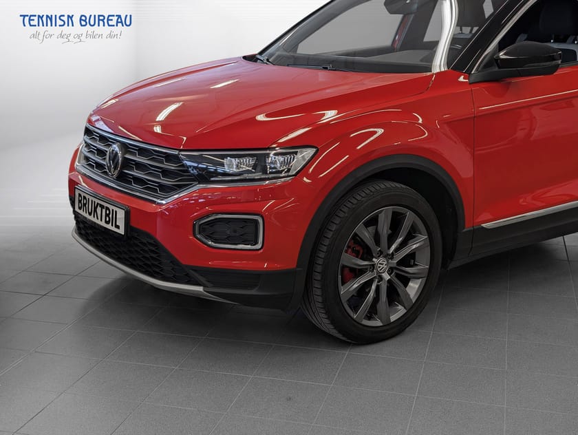 Bilde 2 av Volkswagen T-Roc Sport 150hk 4WD aut. P.Varme | Krok | R.Kam | Carplay