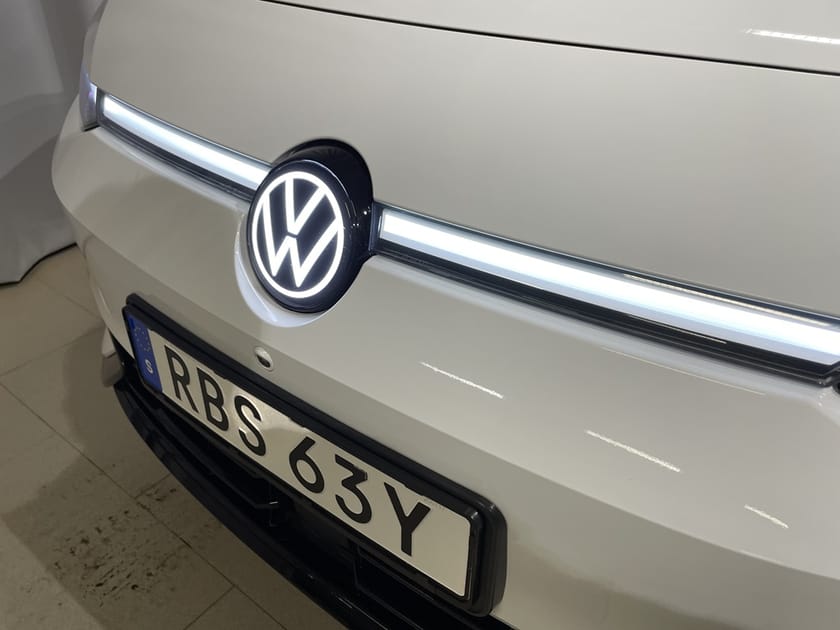 Bild 2 av Volkswagen ID.7 Pro S Tourer 86 KWH, DRAGKROK