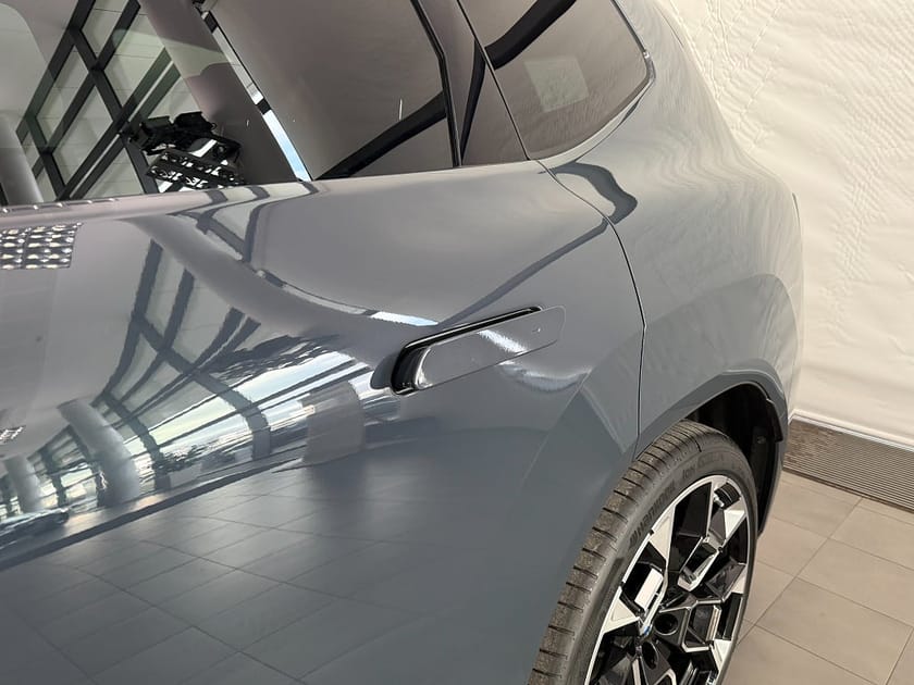 Bild 5 av BMW iX3 50 xDrive Supercharged Edition M Sport Panorama Head-Up
