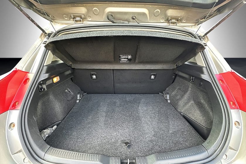 Bild 3 av Toyota Auris 2.0 D-4D, 124hk Active