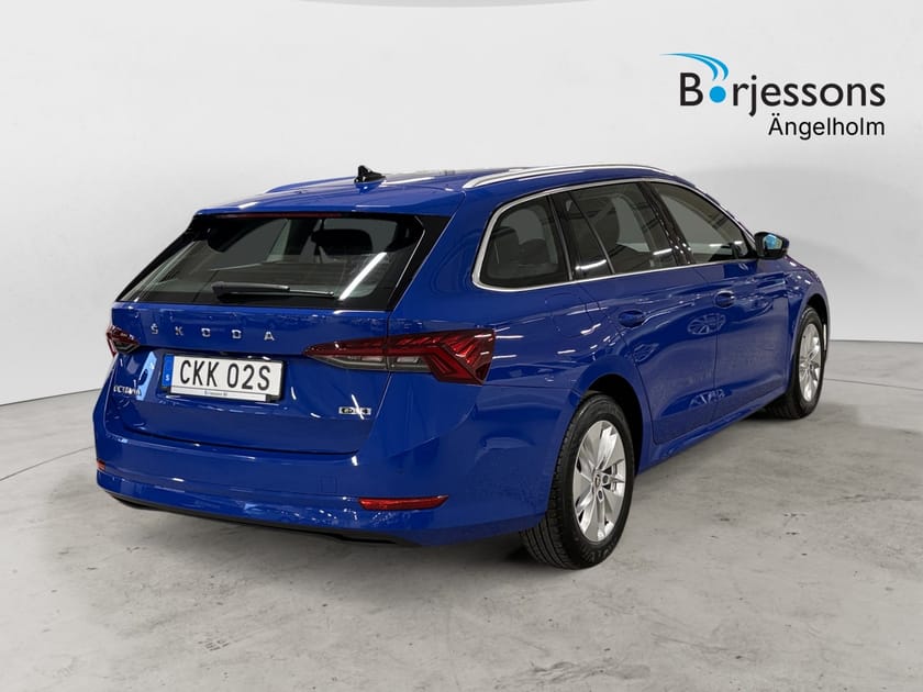 Bild 3 av Škoda Octavia Kombi 1,0 TSI 110 HK M-HEV DSG DragVärm