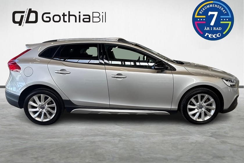 Bild 4 av Volvo V40 Cross Country D3 Geartronic Momentum Navi Värmare Kamera Farthållare