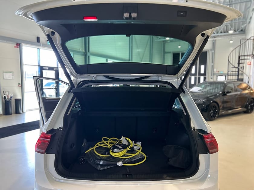 Bild 5 av Volkswagen Tiguan eHybrid 1.4 TSI ACT Elegance 245hk / ErgoActive / Drag