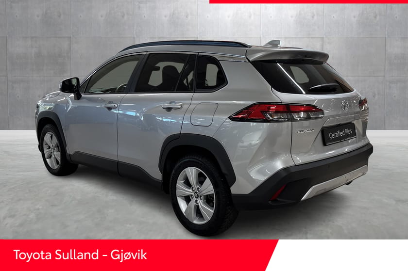 Bilde 3 av Toyota Corolla Cross Hybrid AWD-i Executive / AWD / Oppvarmet ratt