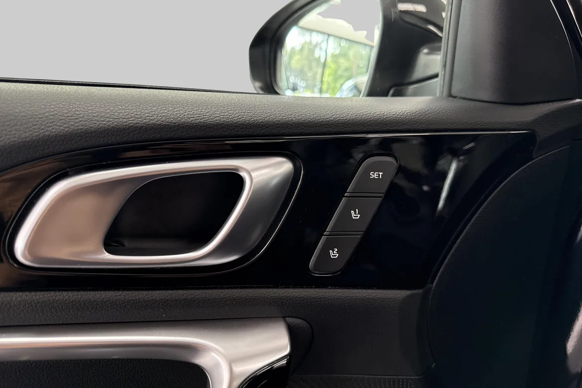 picture of a car