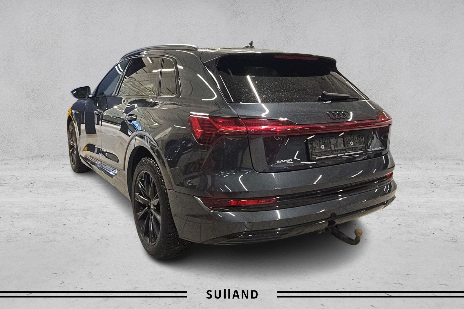 Thumnail bilde 2 av Audi e-tron 55 quattro