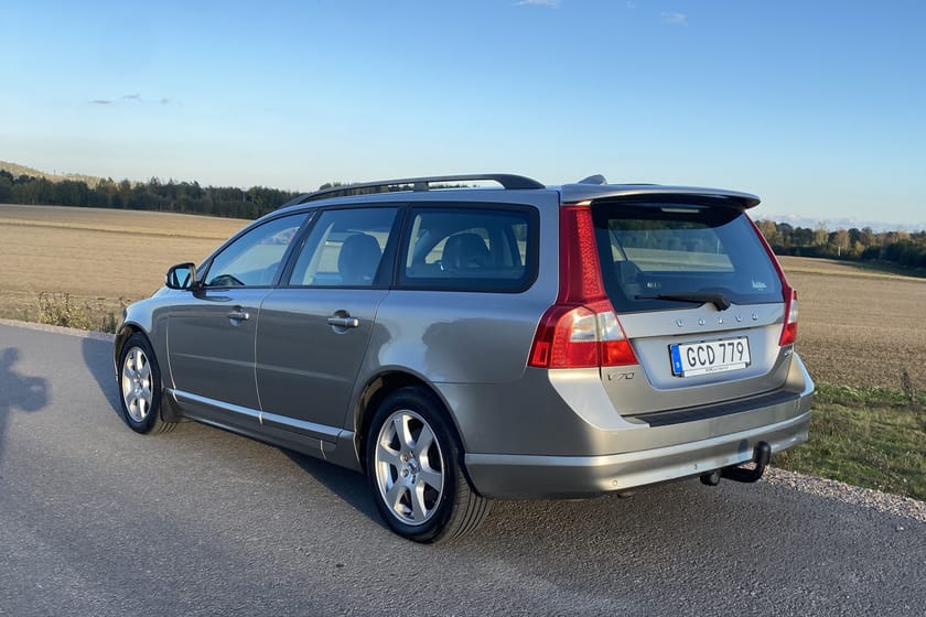 Bild 3 av Volvo V70 2.5T | Ny Serv | Ny Kamrem | Drag