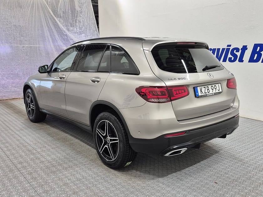 Bild 4 av Mercedes-Benz GLC 300 e 4MATIC AMG 320HK 4x4