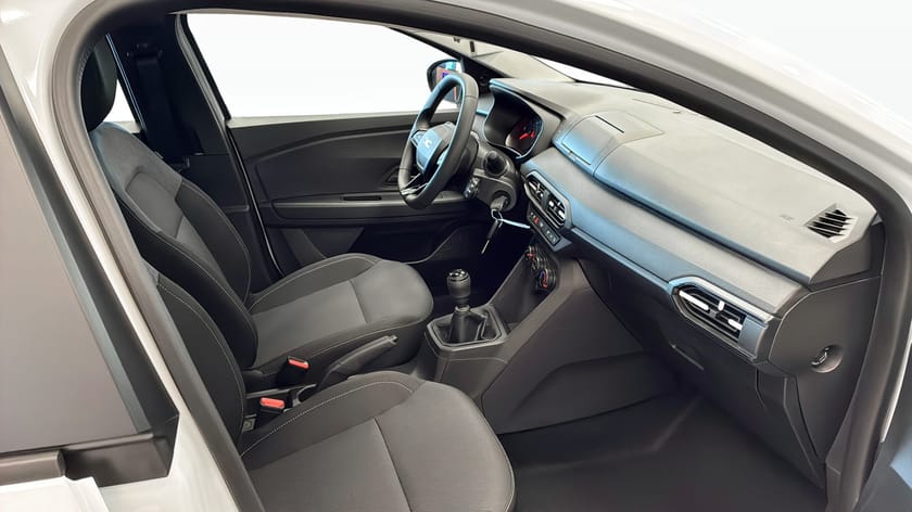 Bild 3 av Dacia Sandero ESSENTIAL TCE 100 Privatleasing 1990kr/mån