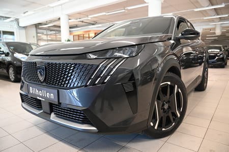 Peugeot E-3008