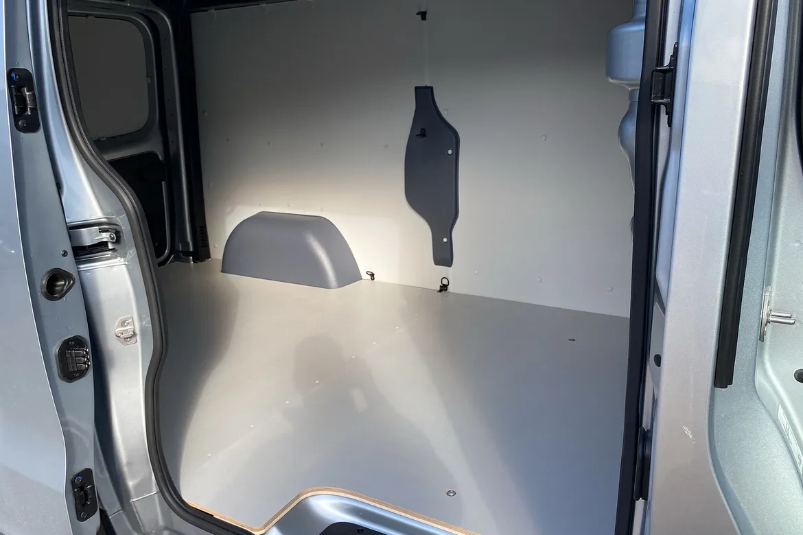 Renault Trafic Skåpbil