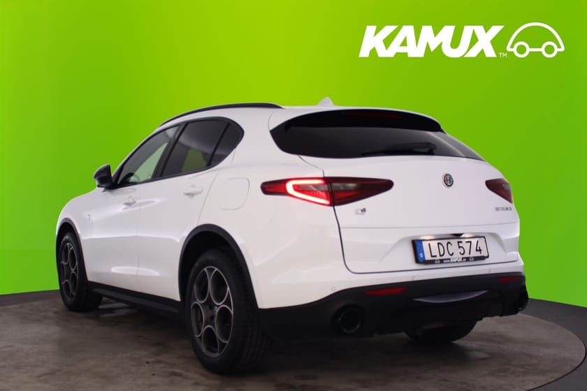 Bild 5 av Alfa Romeo Stelvio 2.2 JTD 16V Q4 Super 210hk B-Kam GPS Drag Skinn Elstol Keyless