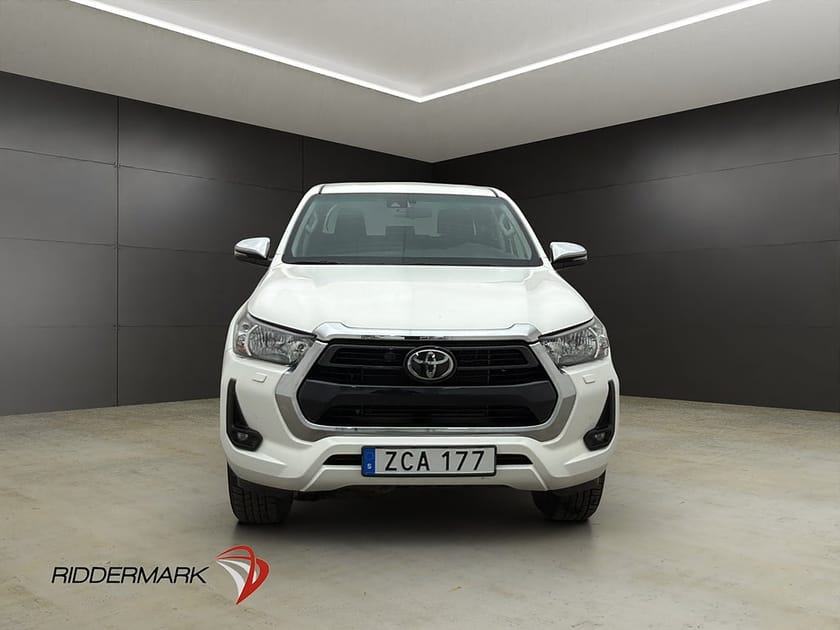 Bild 5 av Toyota Hilux Dubbelhytt 2.4 AWD M/K-Värmare Drag B-Kamera Diff Moms