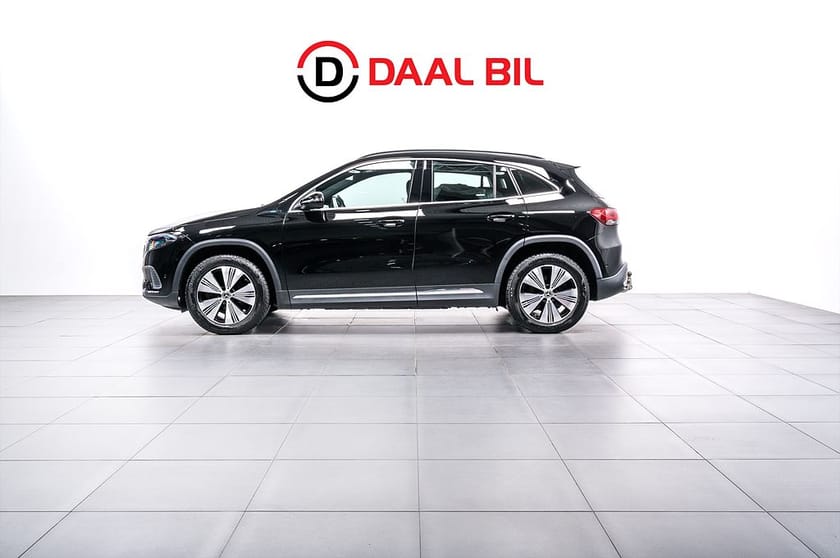Bild 1 av Mercedes-Benz EQA 250 69,7 kWh 190HK DRAG P-VÄRM B-KAM NAVI