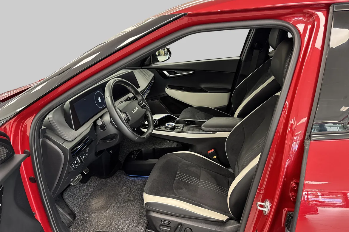 picture of a car
