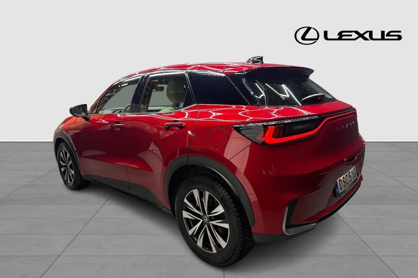 Bild 2 av Lexus LBX ELEGANT, FWD V-HJUL