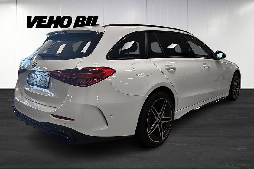 Bild 3 av Mercedes-Benz C 300 T e C300 AMG Line, Drag, Nightpack, Panelbelysning