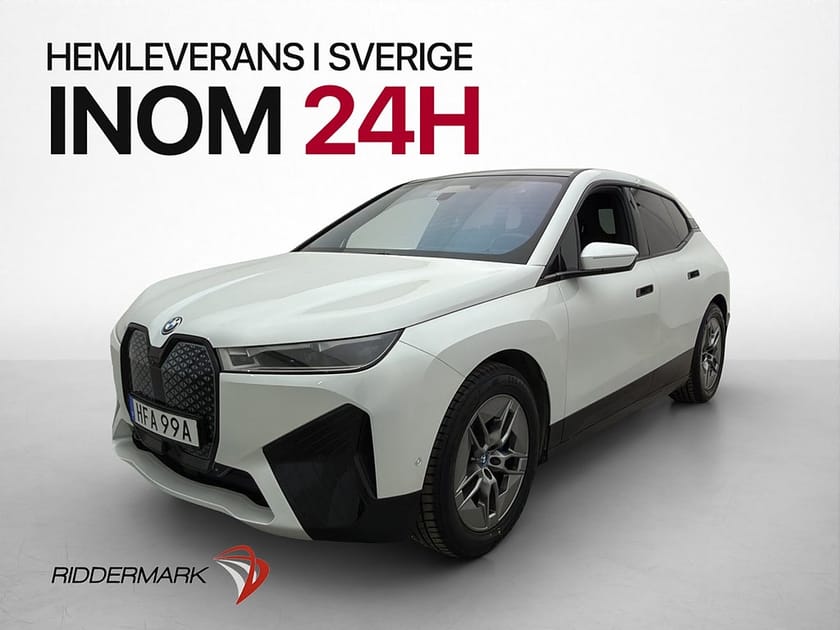 Bild 4 av BMW iX xDrive40 Sport Sky Lounge H/K Drag HUD 360° Skinn