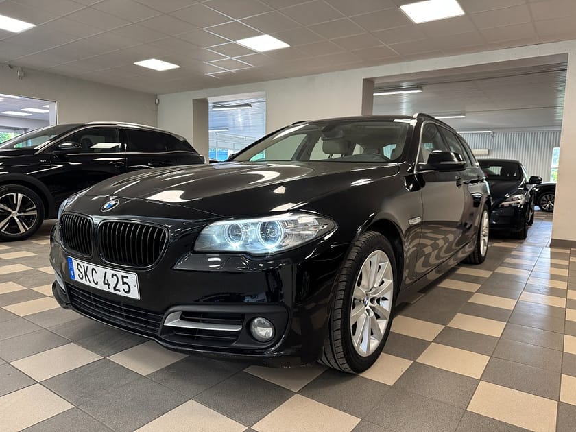 Bild 1 av BMW 520d xDrive Touring Steptronic Helskinn Drag Euro6