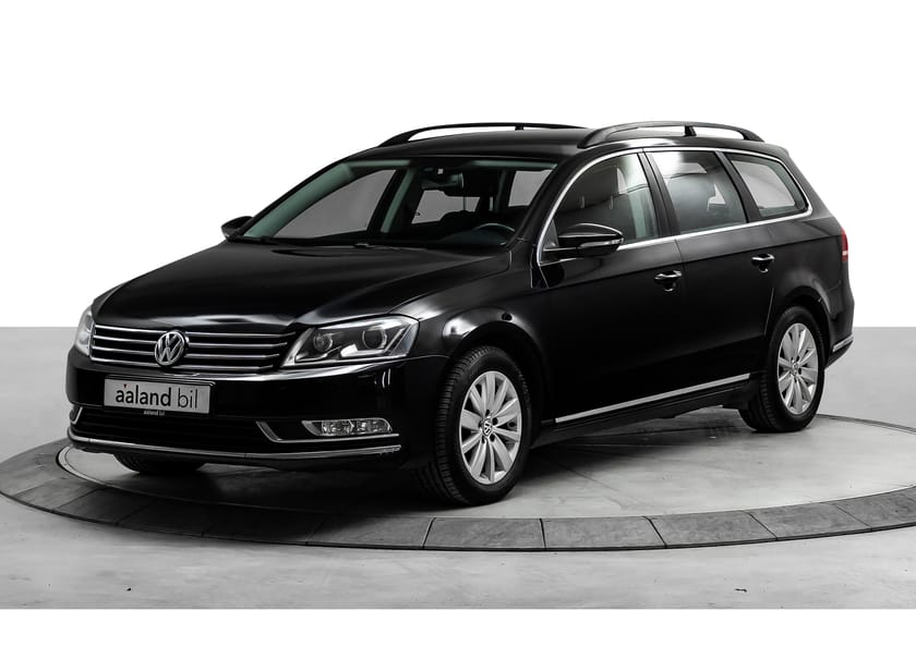 Bilde 1 av Volkswagen Passat Variant ROMSLIG OG GOD BRUKSBIL - EU-GODKJENT JANUAR 2026