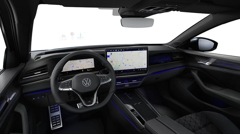 Bild 2 av Volkswagen Passat Variant eHybrid R-Line SWE Edition 272 hk DSG6 Lager