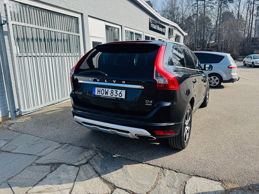 Bild 3 av Volvo XC60 D4 AWD 181HK AUTOMAT SUMMUM / NAVI / VÄRMARE