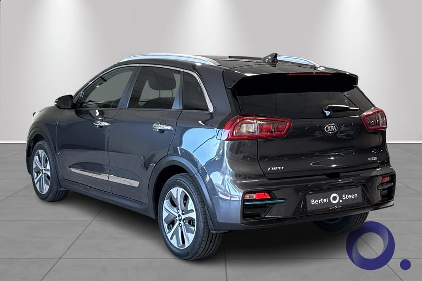 Bilde 3 av Kia e-Niro First Edition, Vent. skinnseter, varme ratt, navi,