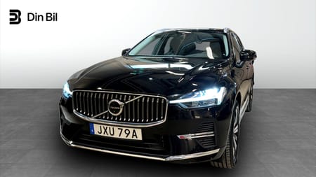 Volvo XC60 Recharge T6 AWD Core Edition Panorama Drag Läder