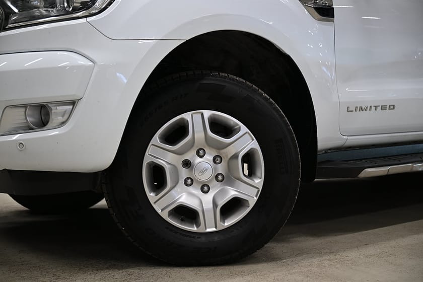 Bild 3 av Ford Ranger Dubbelhytt 160HK Automat|Limited|Drag|Värmare|Kåpa|Leasbar|SeUtr!