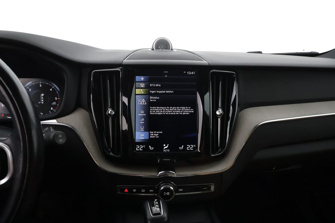 Volvo XC60 2018 - miniatyr 18