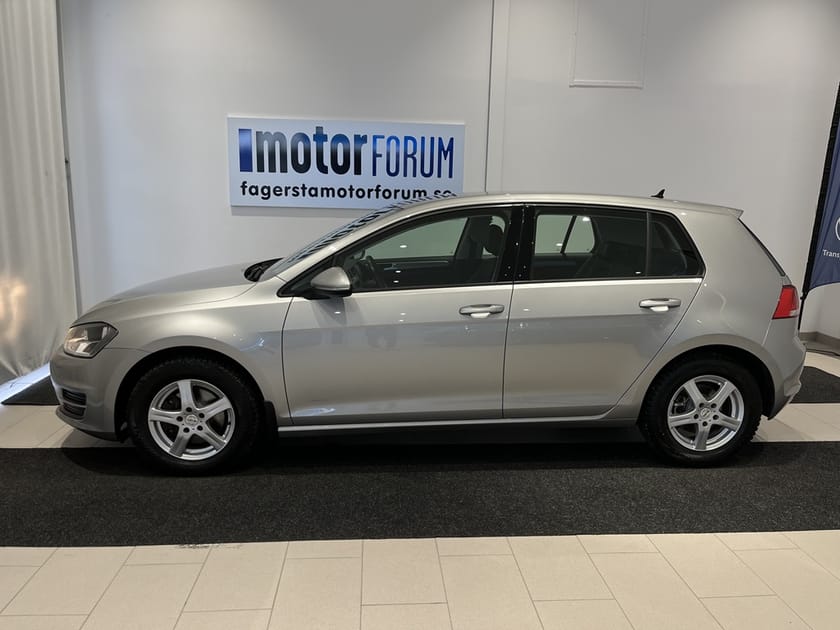 Bild 2 av Volkswagen Golf TDI 110hk 4M Drag/Värmare Nyservad Maj-26