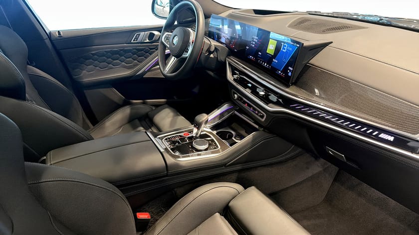 Bild 3 av BMW X6 M Competition Innovation Drivers pkt H/K Pano Drag