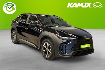 Toyota bZ4X 71.4 kWh Style Navi Kamera Drag Moms 204hk