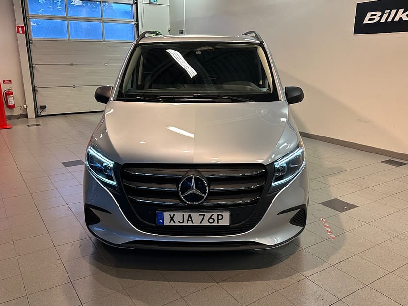 Bild 2 av Mercedes-Benz Vito 116 CDI 4x4 2.8t Extra lång Select