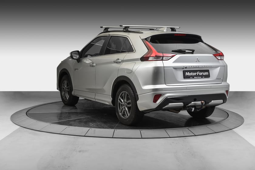 Bilde 3 av Mitsubishi Eclipse Cross PHEV INSTYLE+ / NORSK BIL/ HENGERFESTE