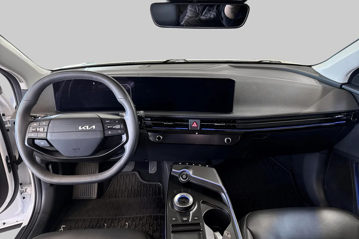 picture of a car