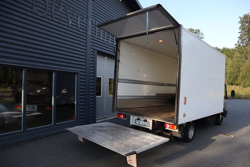 Bild 5 av Nissan NT400 Single Cab Platform Cabstar 3.5t 2.5D Lågmil Svensksåld