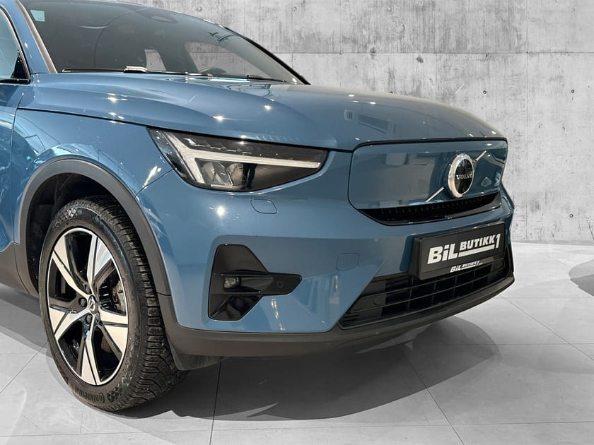 Bilde 2 av Volvo C40 Recharge Single Motor Plus - Hengerfeste/20"/Ryggekamera