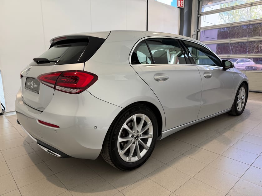 Bilde 3 av Mercedes-Benz A 200 SKINN/SMARTPHONE PAKKE/PANORAMA/ADVANCED SOUND