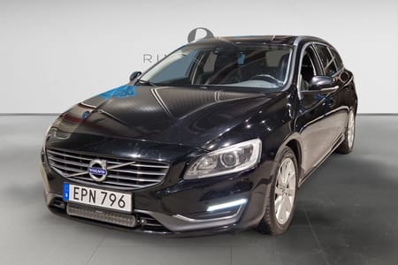 Volvo V60 D4 181 HK SUMMUM DRAG D-VÄRM 0.37L/MIL KAMREM BYTT 16"