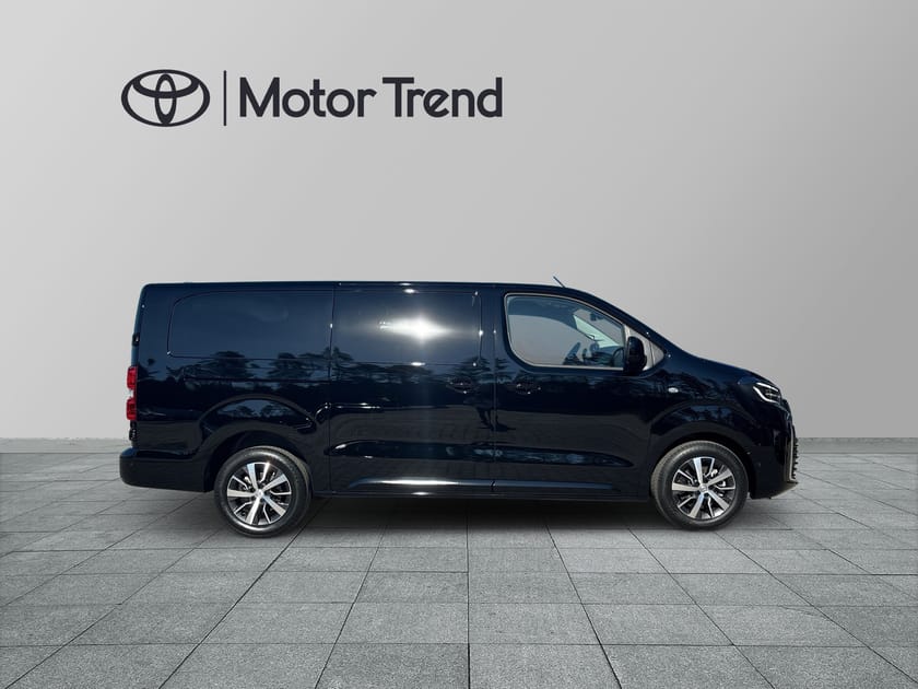 Bild 3 av Toyota Proace L1 2,2D 180hk Automat L2 Professional