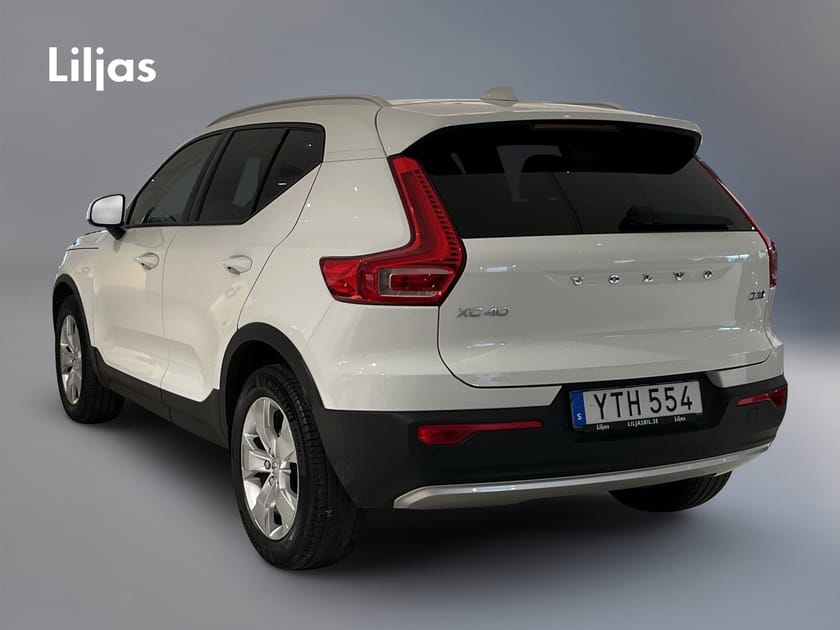 Bild 2 av Volvo XC40 D3 AWD Momentum Advanced Edition//Kamera//