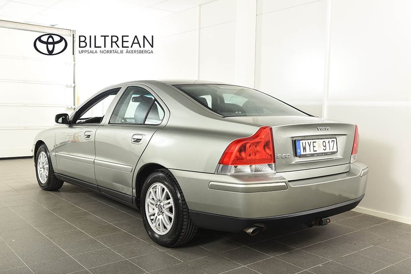 Bild 2 av Volvo S60 2.4 Business Fullservad Drag 2 nycklar S&V-Hjul