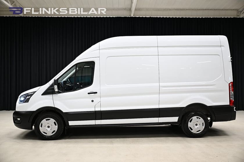 Bild 2 av Ford Transit 350 165HK Automat|Facelift|Cockpit|Lågmil|EnÄgare|Moms