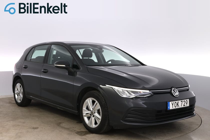 Bild 3 av Volkswagen Golf 1.0 eTSI DSG Navi Cockpit Carplay