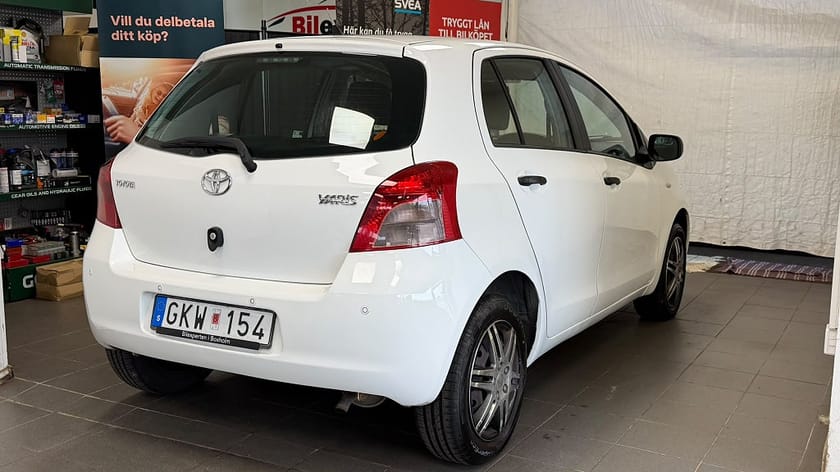 Bild 4 av Toyota Yaris 5-dörrar 1.0 VVT-i Euro 4