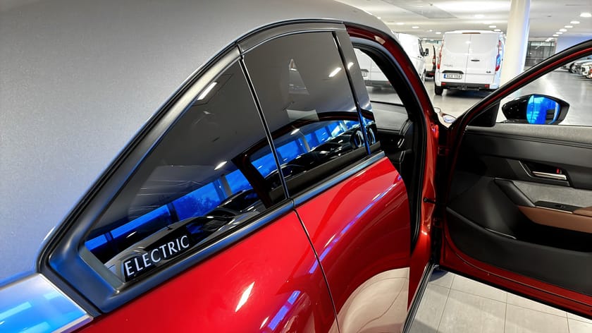 Bild 5 av Mazda MX-30 e-Skyactiv EV First Edition 143hk Electric