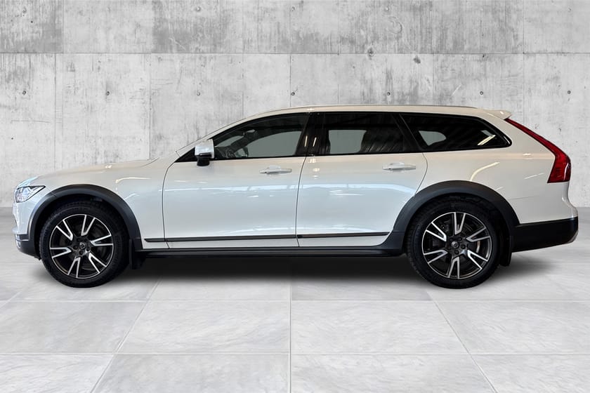 Bilde 2 av Volvo V90 Cross Country D4 AWD PRO/Krok/Pano/Tek.Pk PRO/360kam/HUD/ACC/VOC++