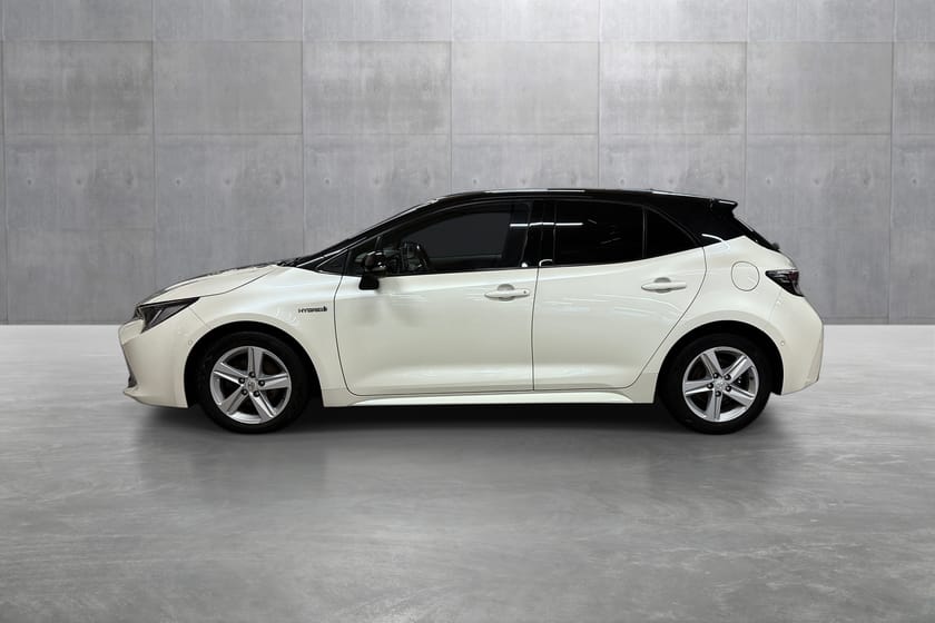 Bilde 2 av Toyota Corolla Hybrid 1.8 Bensin Automatgir Executive Bitone