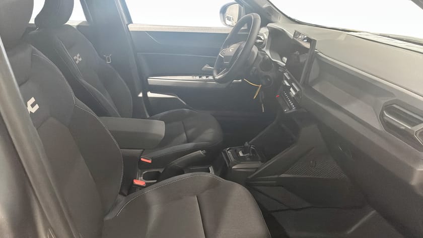 Bild 3 av Dacia Duster Hybrid 155 EXPRESSION | Privatleasing från 2990:-/mån